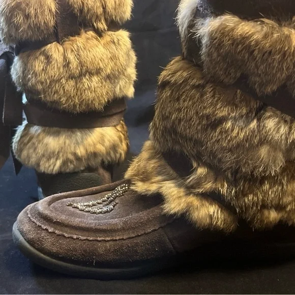 Mukluks Brown Suede with Rabbit Fur Boots - 6 - Picture 6 of 7